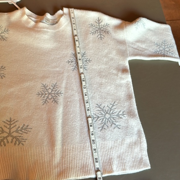 LOFT Snowflake White and Silver Sweater Size LP - Picture 6 of 6